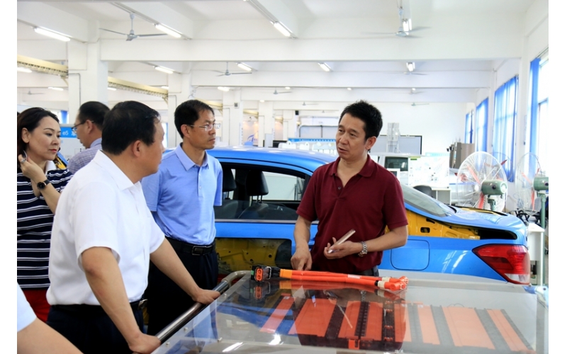 烏蘭察布副市長于海宇一行考察我司風向標，對接ppp模式／校企合作