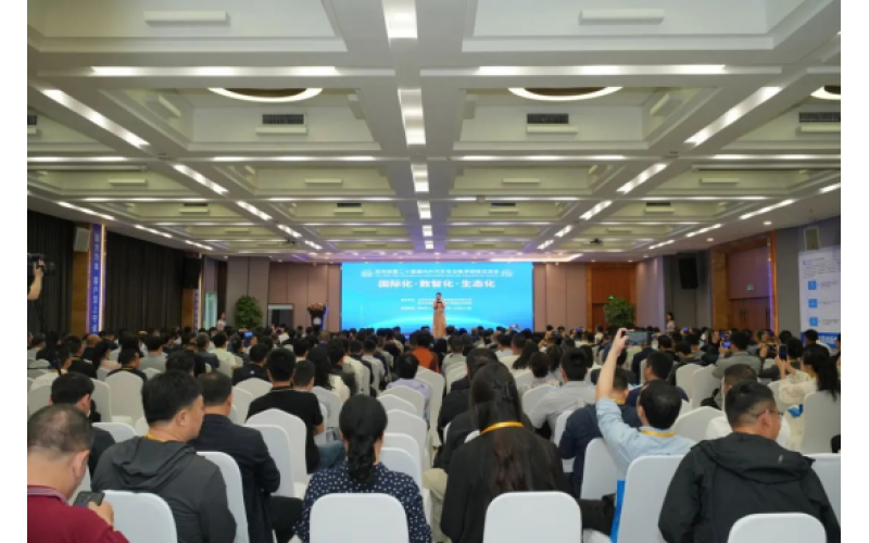 風向標第二十屆國內(nèi)外汽車專業(yè)教學經(jīng)驗交流會圓滿成功