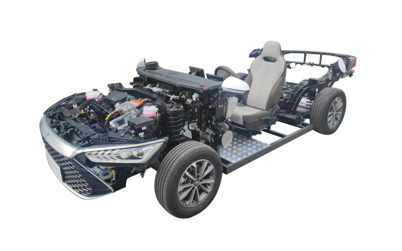 比亞迪秦PLUS-DMi整車運(yùn)行展示平臺(tái)